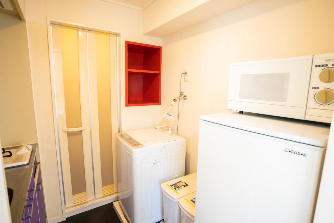 スマイルハイツ Apartment Наха Екстериор снимка